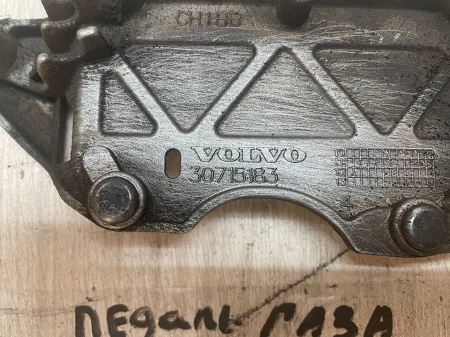 Кронштейн педали газа Volvo XC90 2005 C_59