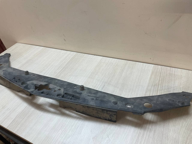 Накладка замка капота Honda Accord 7 2003-2007 K20A, K24A, K20Z