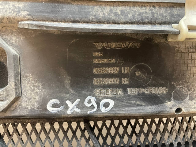 Жабо Volvo XC90 2005 C_59