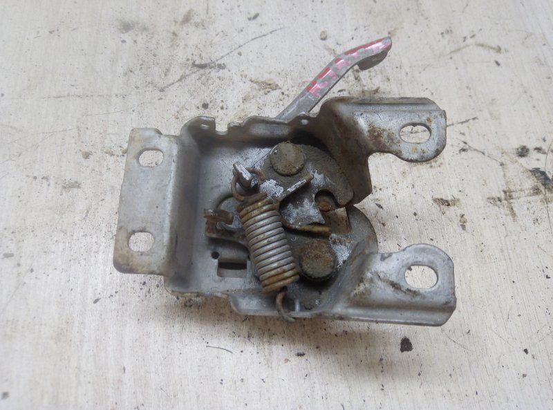 Замок капота Suzuki Cultus 1997-1999 GC41W