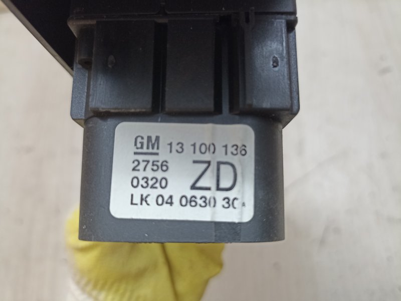 Переключатель света фар Opel Astra H 2008 L48