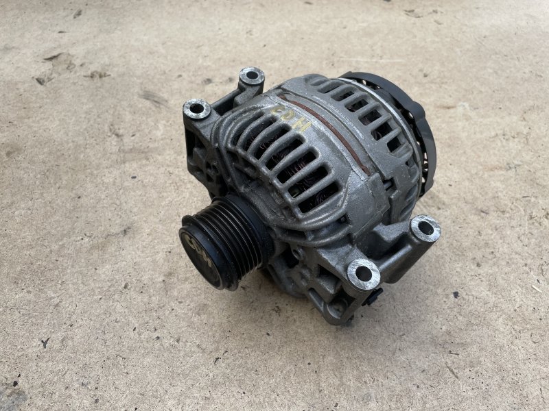 Генератор Audi A4 8K2