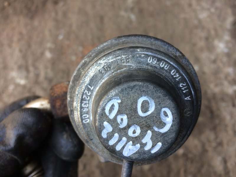 Клапан EGR Mercedes S 1998 W220