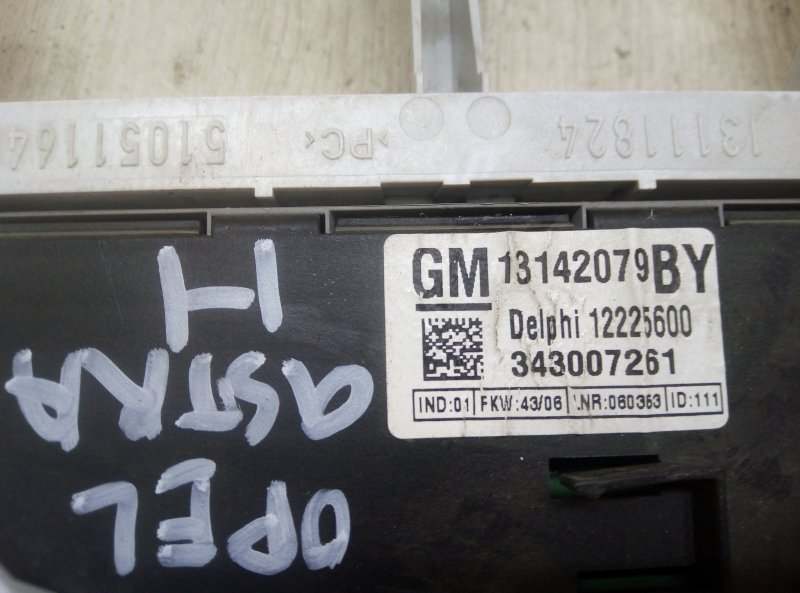 Плафон салона Opel Astra H 2008 L48