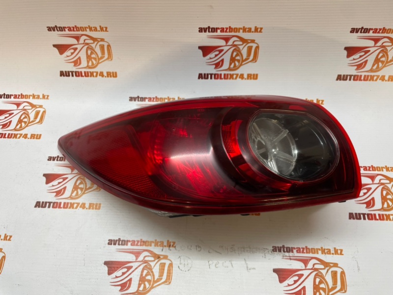 Фонарь Mazda 3 2018 BM хетчбек