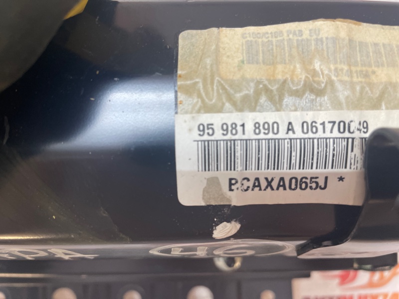 Подушка безопасности пассажира Opel Antara 2009 L07