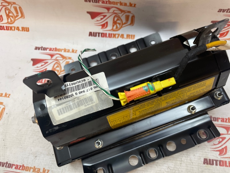Подушка безопасности пассажира Chevrolet Captiva 2011 C100