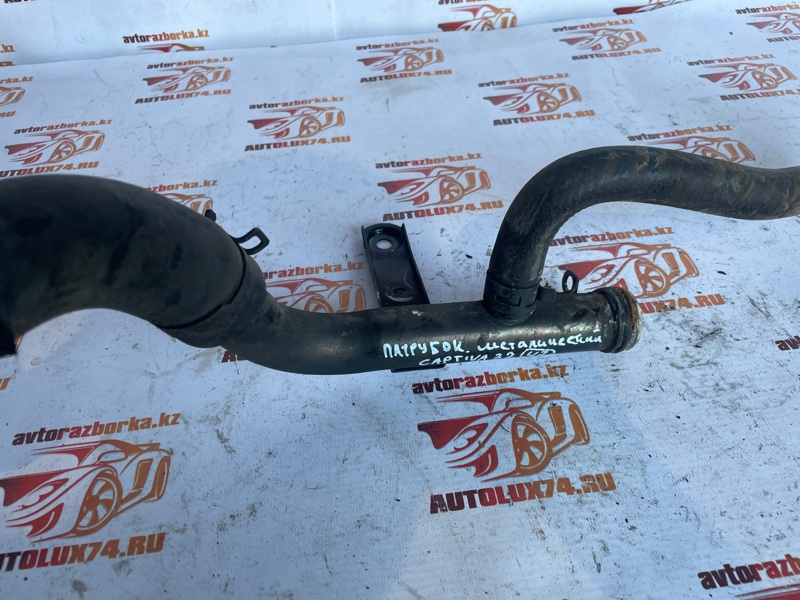 Патрубок Chevrolet Captiva 2006-2011 C100