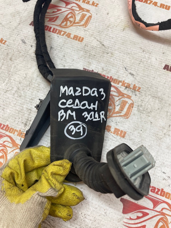 Проводка двери Mazda 3 2018 BM седан