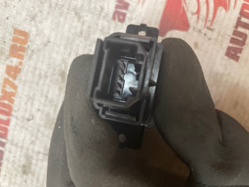 Кнопка открывания багажника Honda Accord 8 2012 CU2