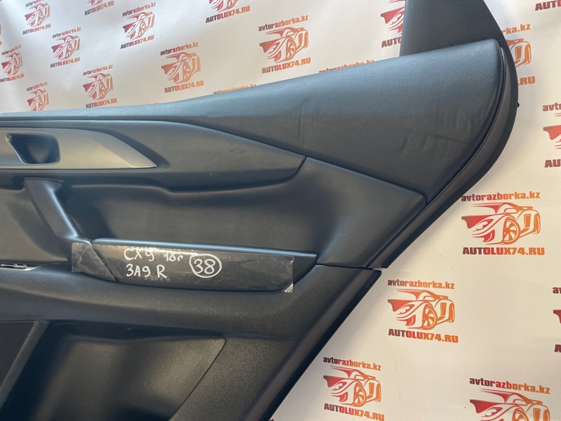Обшивка двери Mazda CX-9 2018 TC