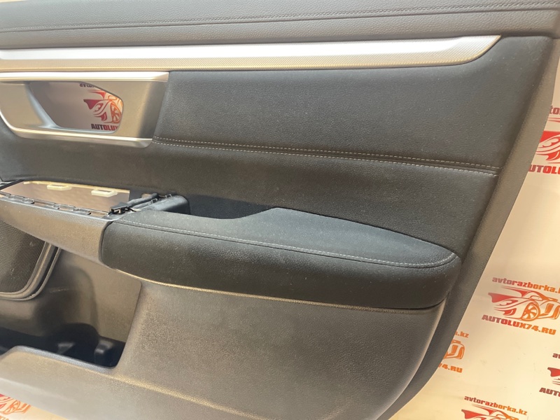 Обшивка двери Honda CR-V 5 2019 RW