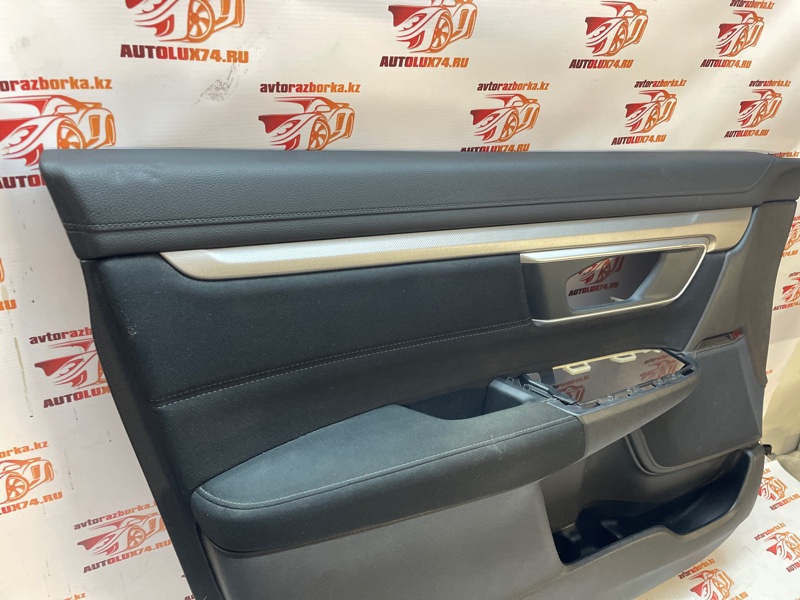 Обшивка двери Honda CR-V 5 2019 RW