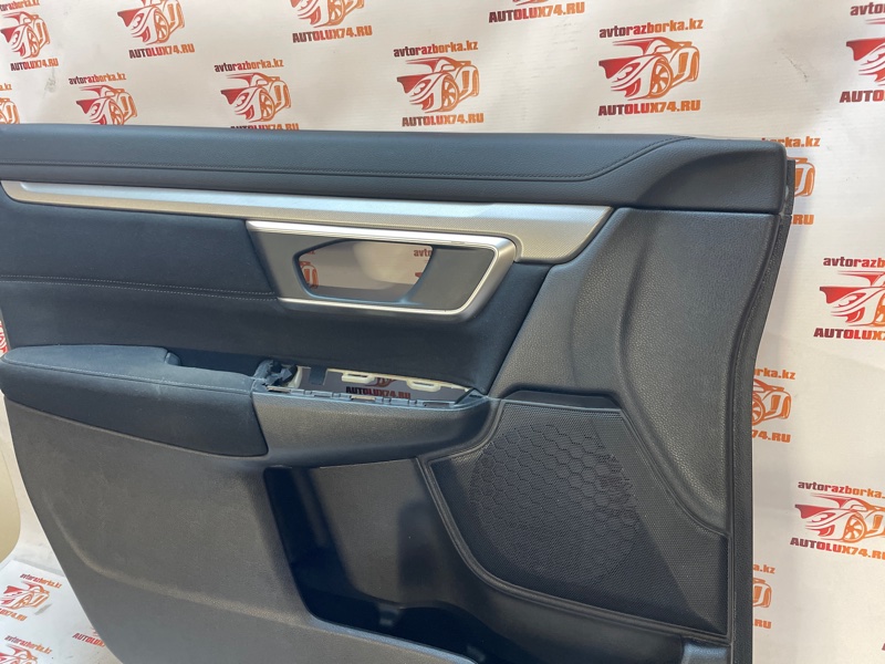 Обшивка двери Honda CR-V 5 2019 RW