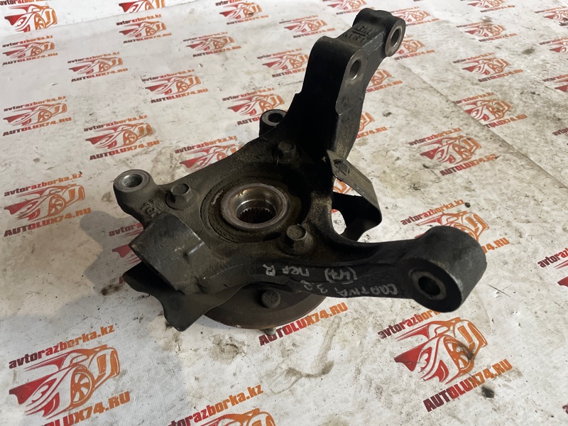 Кулак поворотный Chevrolet Captiva 2006-2011 C100
