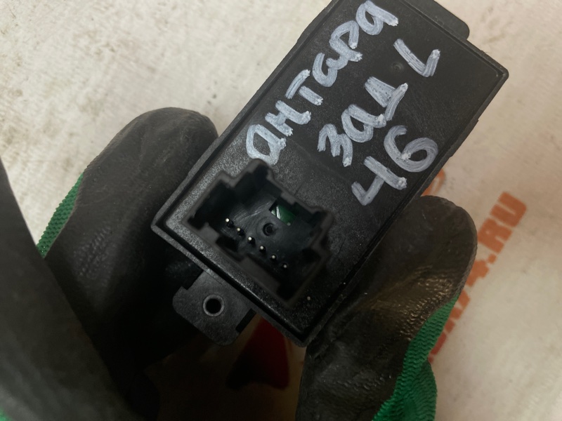 Кнопка стеклоподъемника Opel Antara 2009 L07