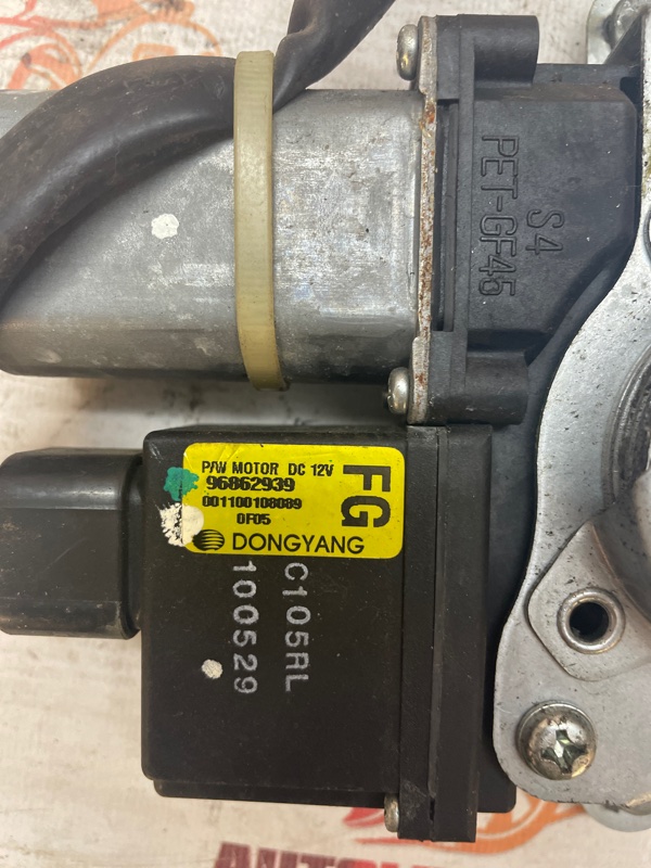Стеклоподъемник Opel Antara 2009 L07