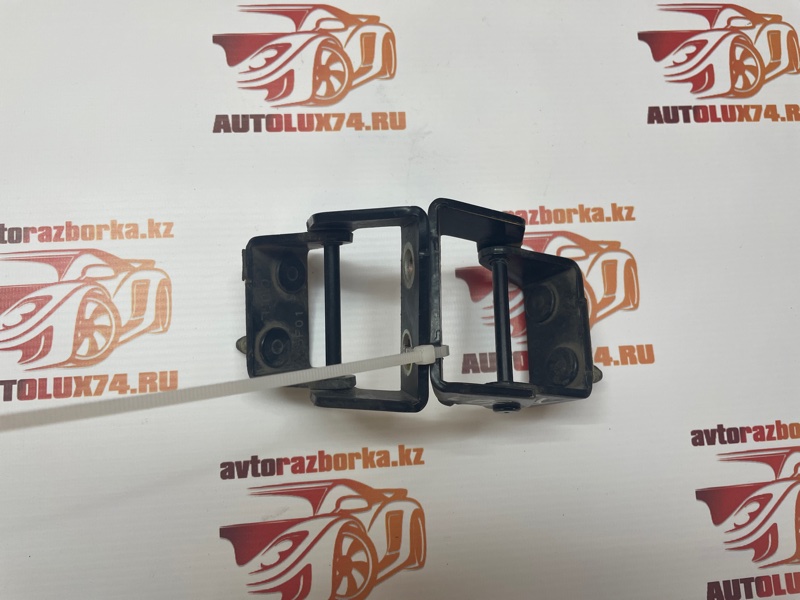 Петля багажника Opel Antara 2008 С105