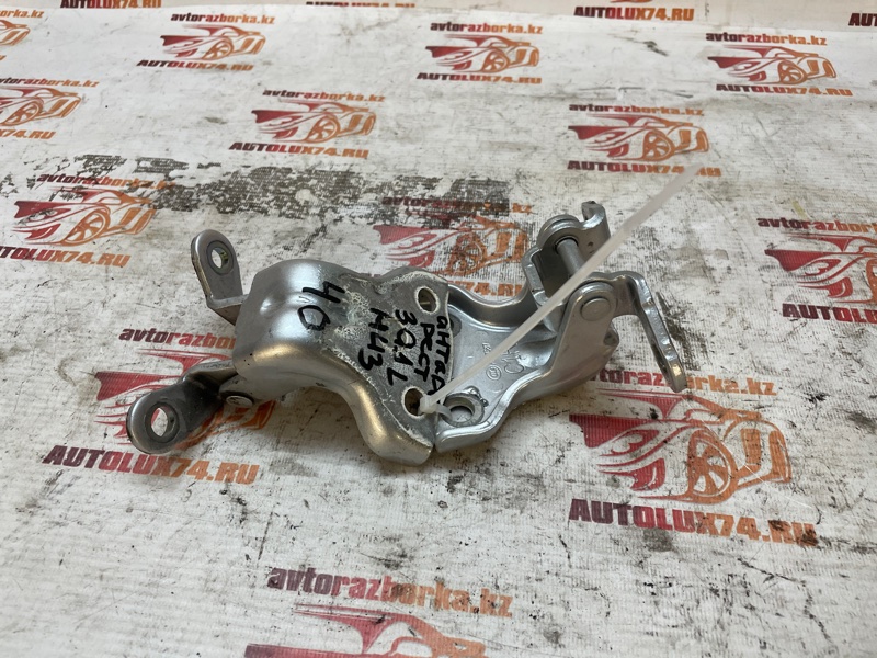 Петля двери Opel Antara 2013 С145