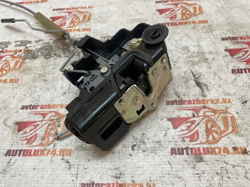 Замок двери Opel Antara 2013 С145