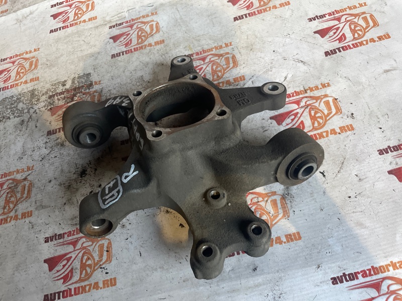 Кулак поворотный Chevrolet Captiva 2006-2011 C100