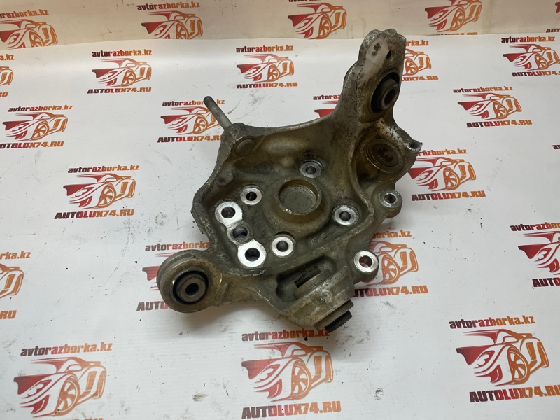 Кулак поворотный Honda Accord 8 2010 CU