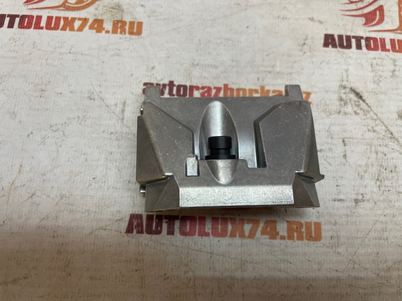 Камера переднего вида Mazda 3 2020 BP