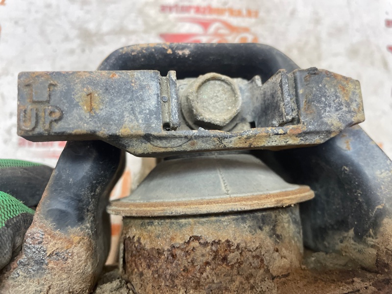 Подушка двигателя Nissan March III 2003 K12