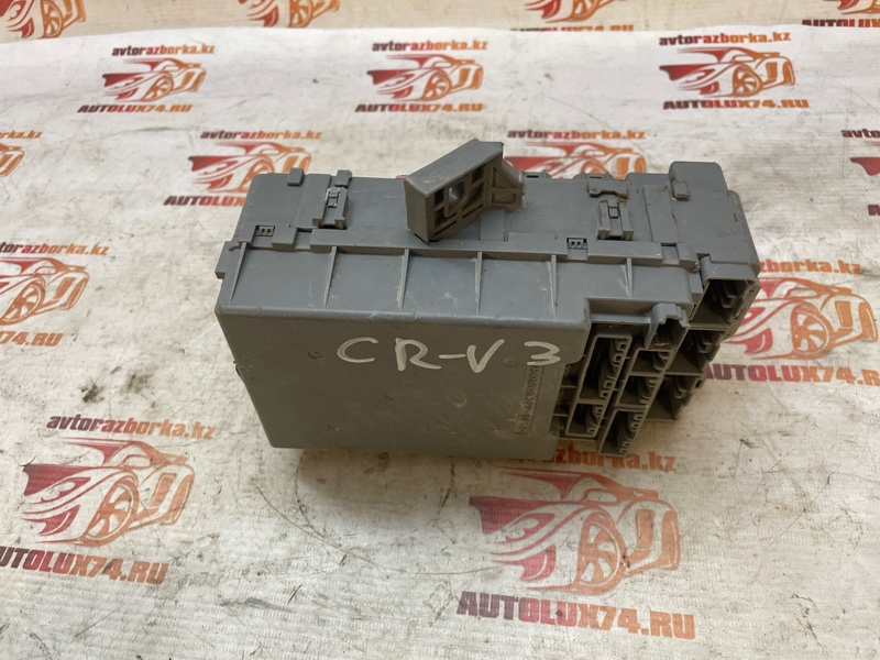 Блок предохранителей Honda Cr-V 3 2006-2012 RE