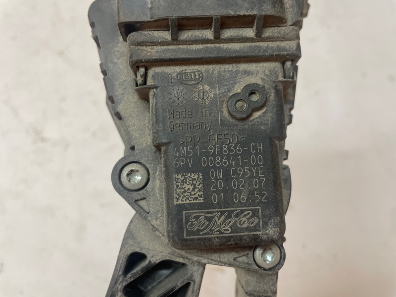 Педаль газа Ford Focus 2 2005-2010 CB4