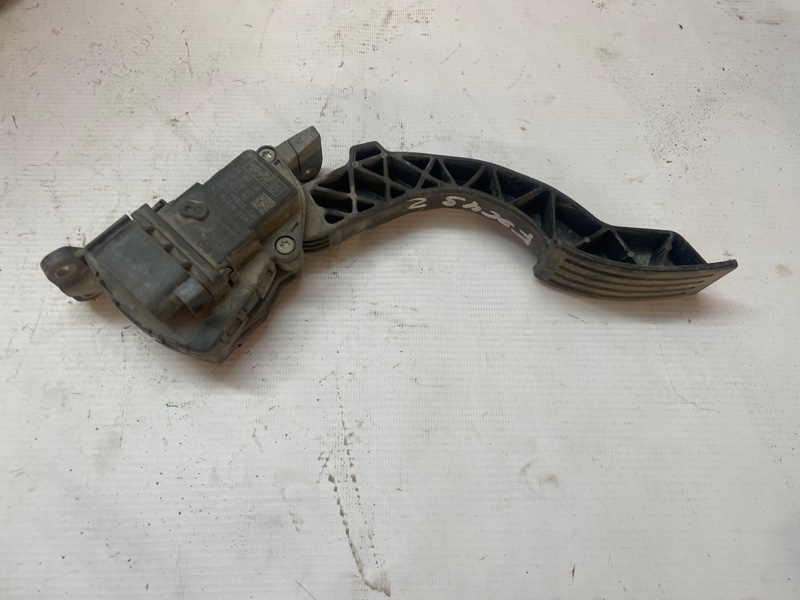 Педаль газа Ford Focus 2 2005-2010 CB4