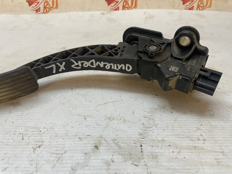 Педаль газа Mitsubishi Outlander 2005-2012 CW0W