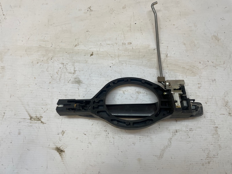 Ручка двери наружная Mitsubishi Outlander 2005-2012 CW0W