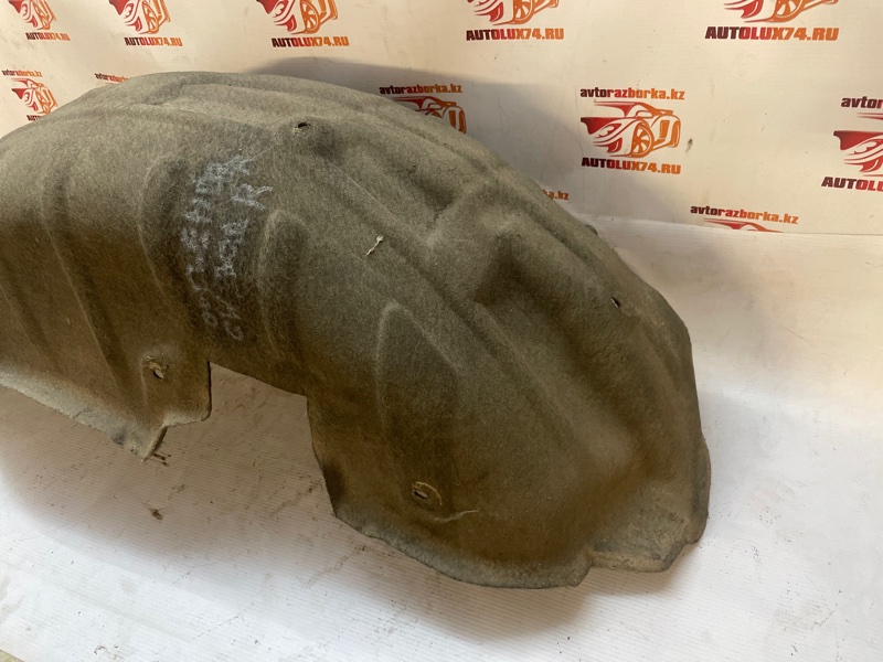 Подкрылок Mitsubishi Outlander 2005-2012 CW0W