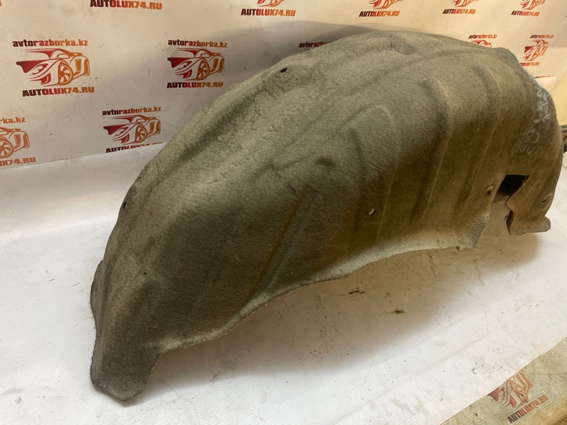 Подкрылок Mitsubishi Outlander 2005-2012 CW0W