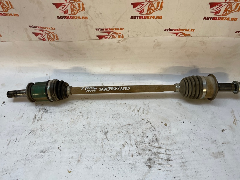 Привод Mitsubishi Outlander 2005-2012 CW0W