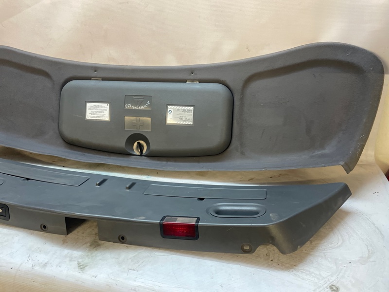 Обшивка багажника BMW 7-Series 2005 E65