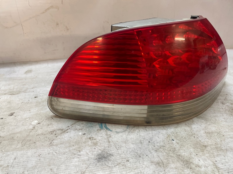 Фонарь BMW 7-Series 2005 E65