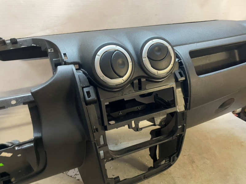 Торпедо Renault Sandero 2013 BS1Y