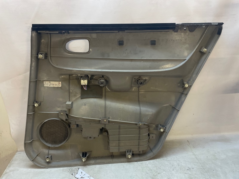 Обшивка двери Mazda Premacy 1999 CP
