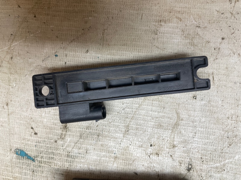 Антенна бесключевого доступа Land Rover Range Rover Sport 2005-2012 L320