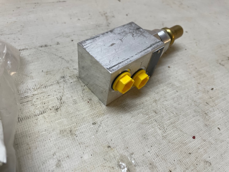 Клапан valve Doosan Moxy MT31