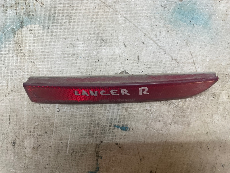 Катафот бампера Mitsubishi Lancer 10 2008 CY