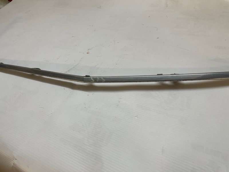 Молдинг Cadillac STS 2005-2011