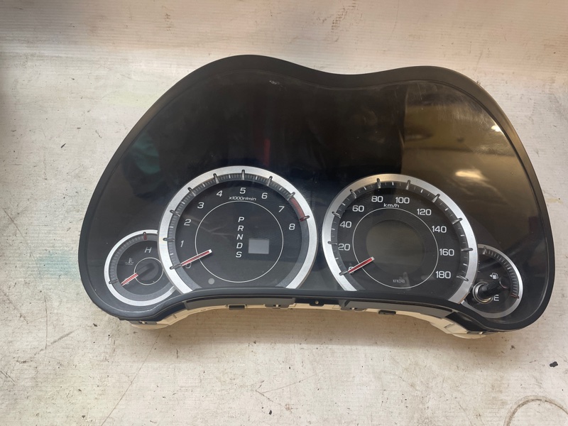 Панель приборов Honda Accord 8 2010 CU2