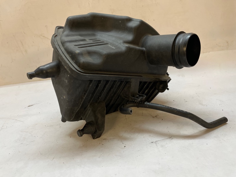 Корпус воздушного фильтра Nissan X-Trail 2007-2011 NT31