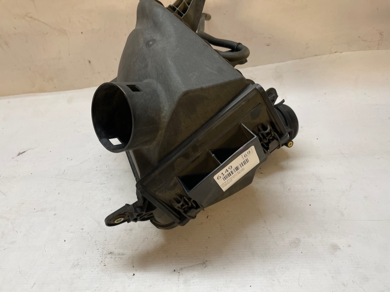 Корпус воздушного фильтра Nissan X-Trail 2007-2011 NT31