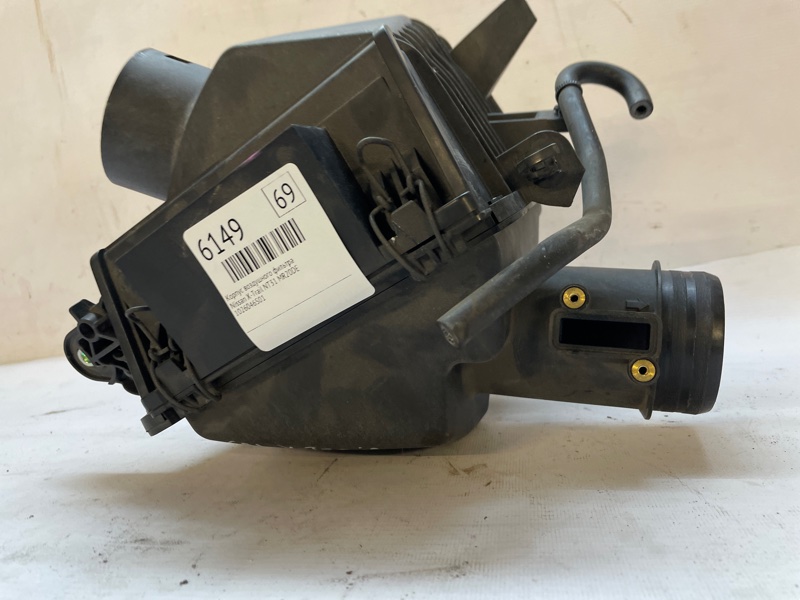 Корпус воздушного фильтра Nissan X-Trail 2007-2011 NT31