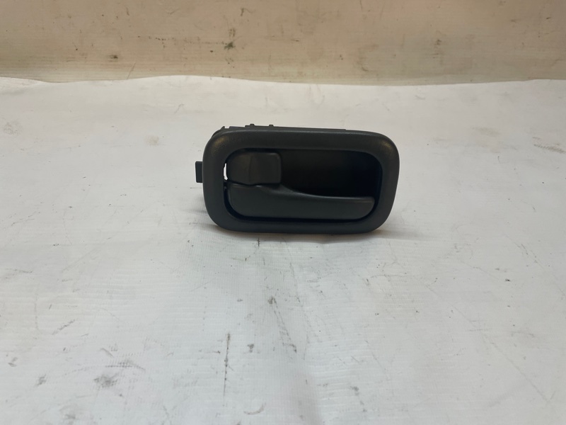 Ручка двери внутренняя Nissan X-Trail 2000-2007 NT30