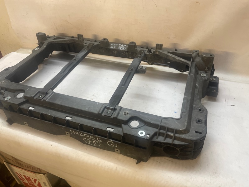 Передняя панель Mazda 6 2013-2018 GJ